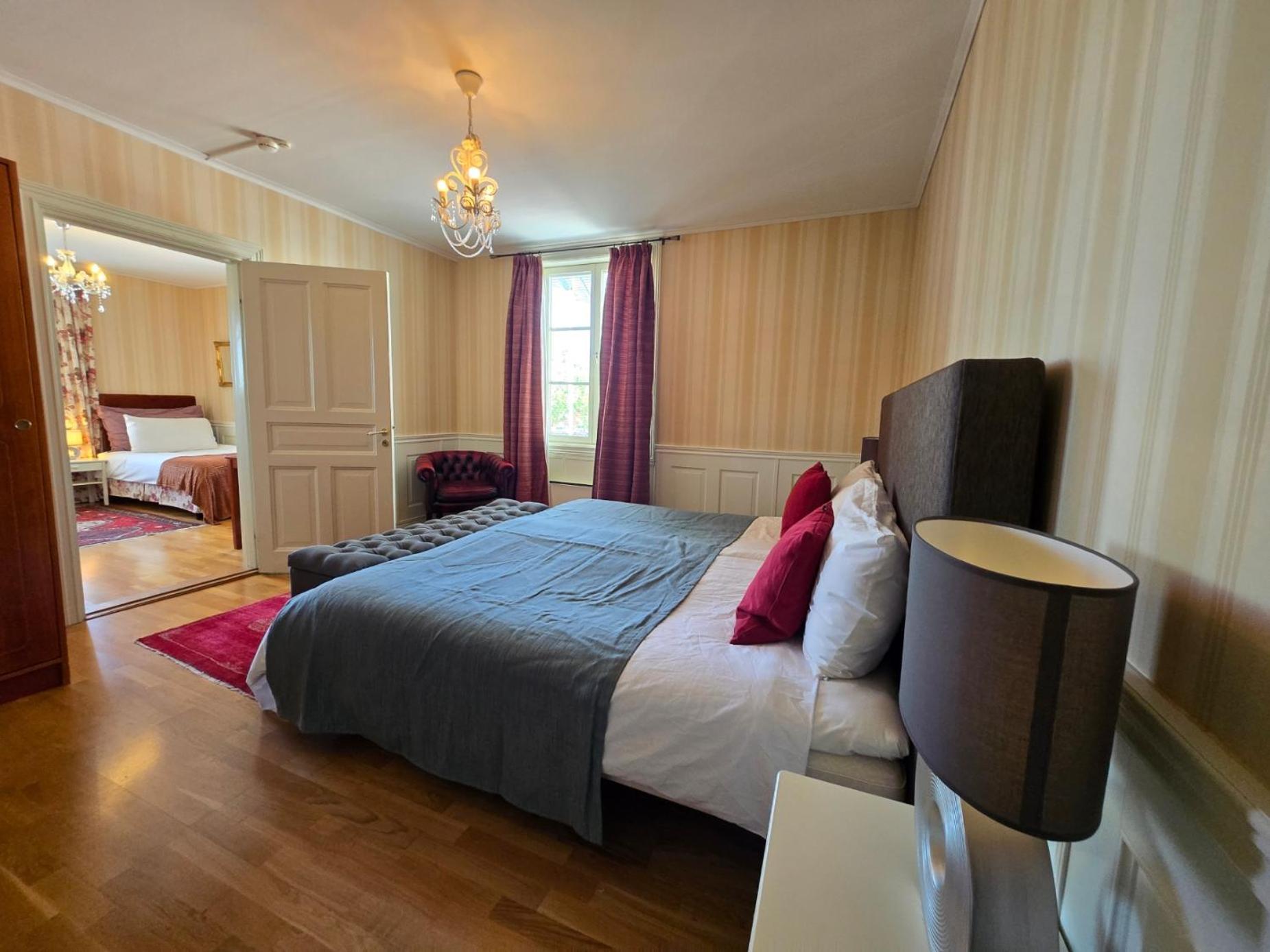 Vaenerport Lakefront Hotell Mariestad Esterno foto